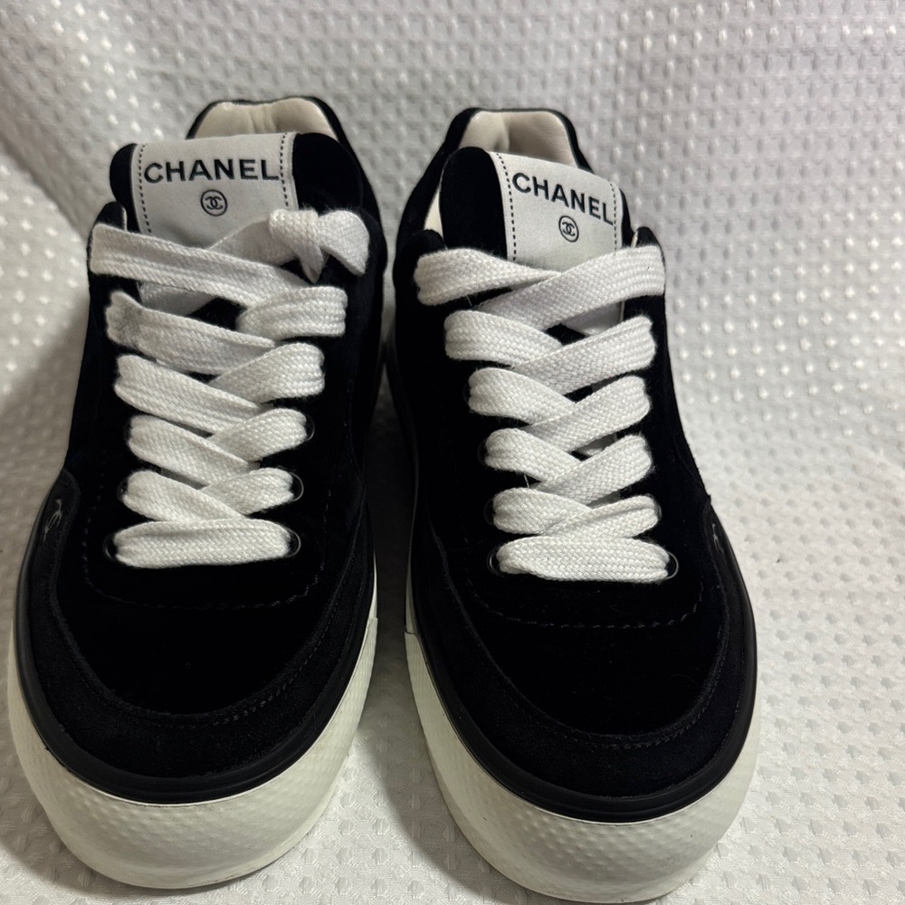 CHANEL Monochrome Lace-Up Sneakers